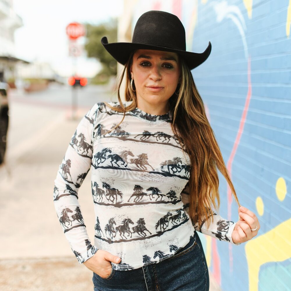Lucky & Blessed Running Wild Horse Printed Mesh Long Sleeve Top Reg & Plus - Picture 1 of 2
